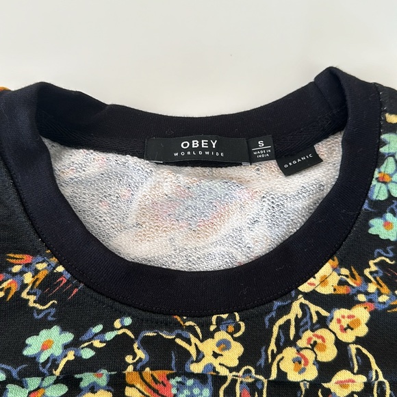 OBEY Sweater - Picture 4 of 7